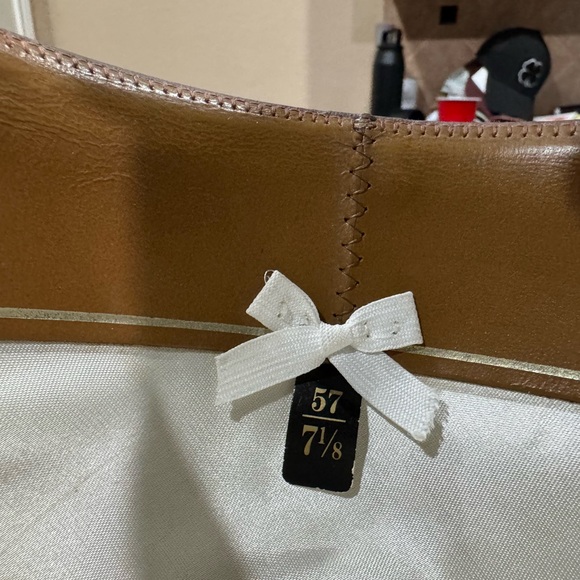 Stetson 8X silverbelly Wide Brim Hat size 7 1/8 (fits more like a 7) small flaws - Picture 4 of 12